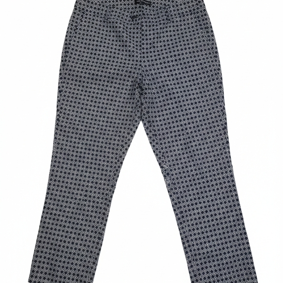 Hilary Radley Denim - HILARY RADLEY Women's Blue and White Patterned Cropped Jeans